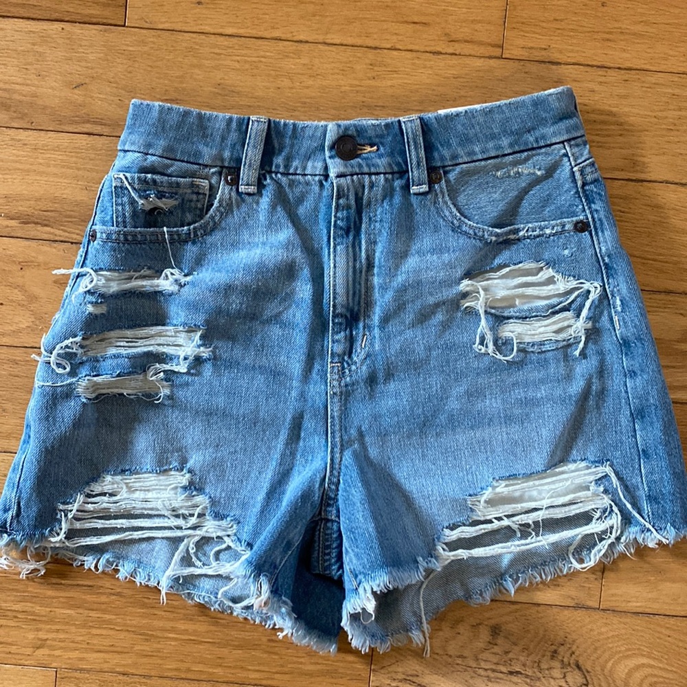 NWT American Eagle Curvy Mom Shorts